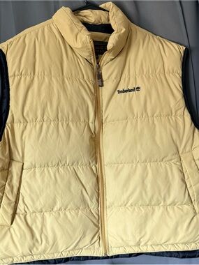 Timberland Men’s Tan  Puffer Vest Jacket. Size XXL
